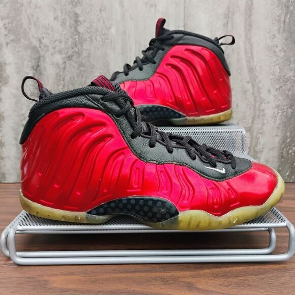 Nike Little Posite One 2023 Mid Metallic Red - FJ1258-600 Grade School Size 6Y - Picture 1 of 13